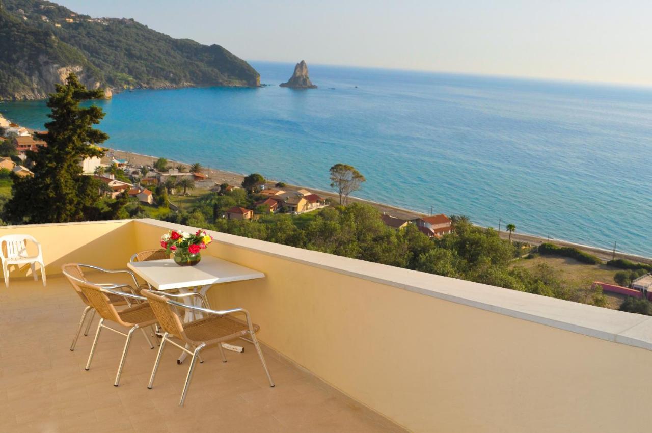 Holiday Apartments Maria With Pool And Panorama View - Agios Gordios Beach Exteriér fotografie