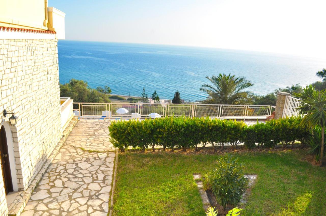 Holiday Apartments Maria With Pool And Panorama View - Agios Gordios Beach Exteriér fotografie